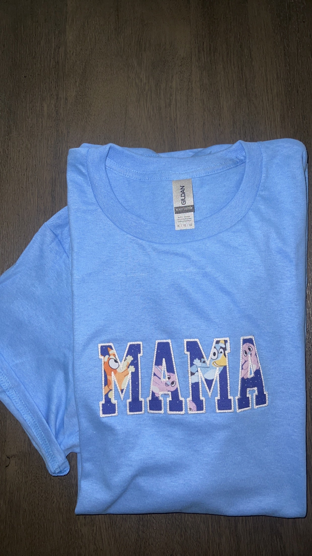 Mama appliqué tee